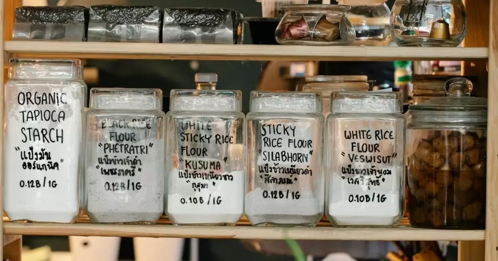 Tips for a good organisation of a restaurant's kitchen storeroom