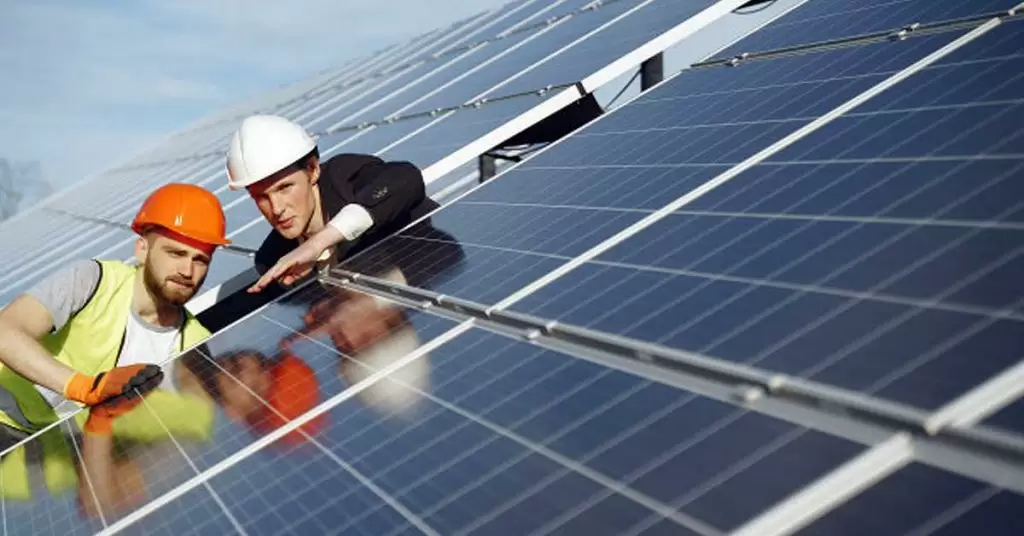 Funcionamiento básico de un inversor solar